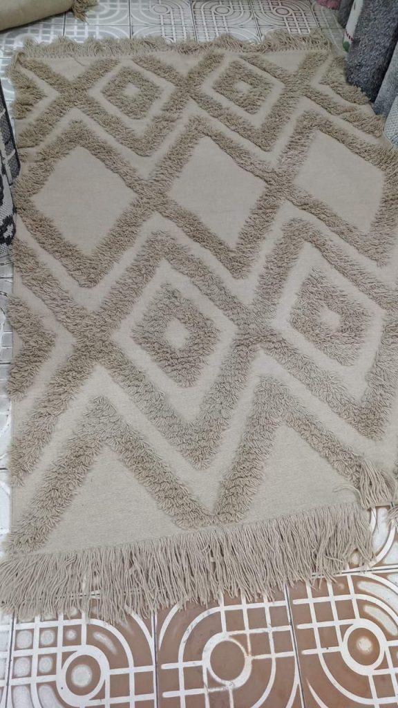 سجادة صوف صناعة يدوية