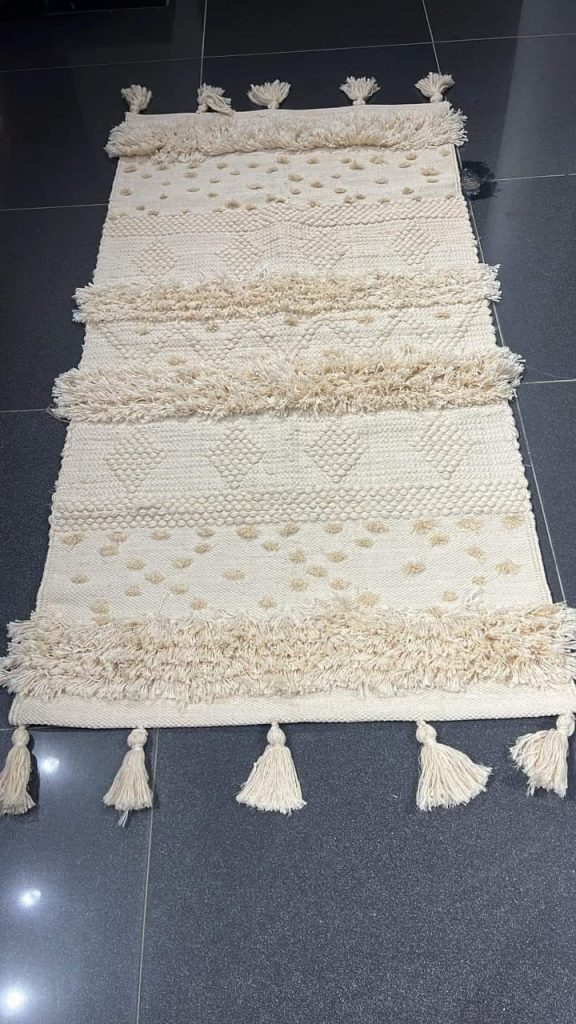 سجادة صوف صناعة يدوية