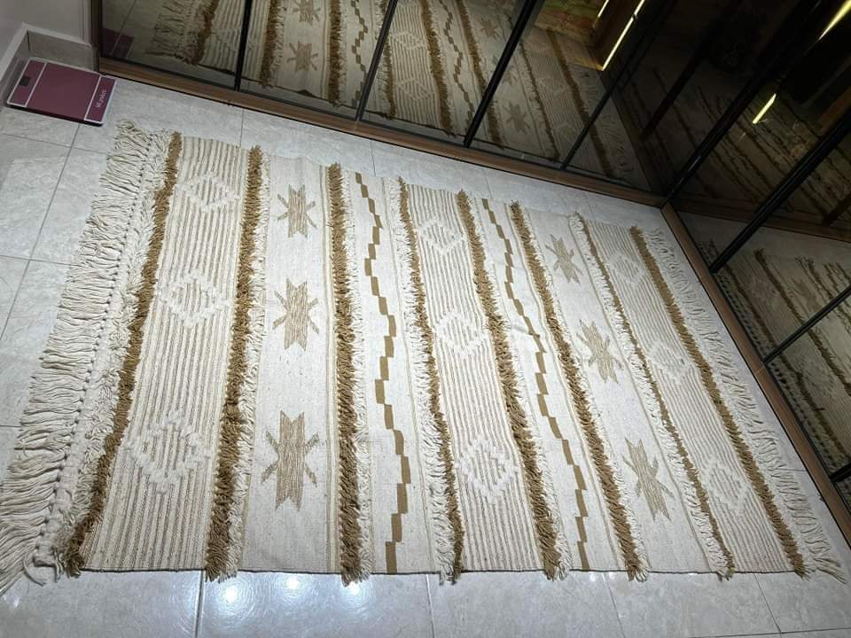 سجادة صوف صناعة يدوية