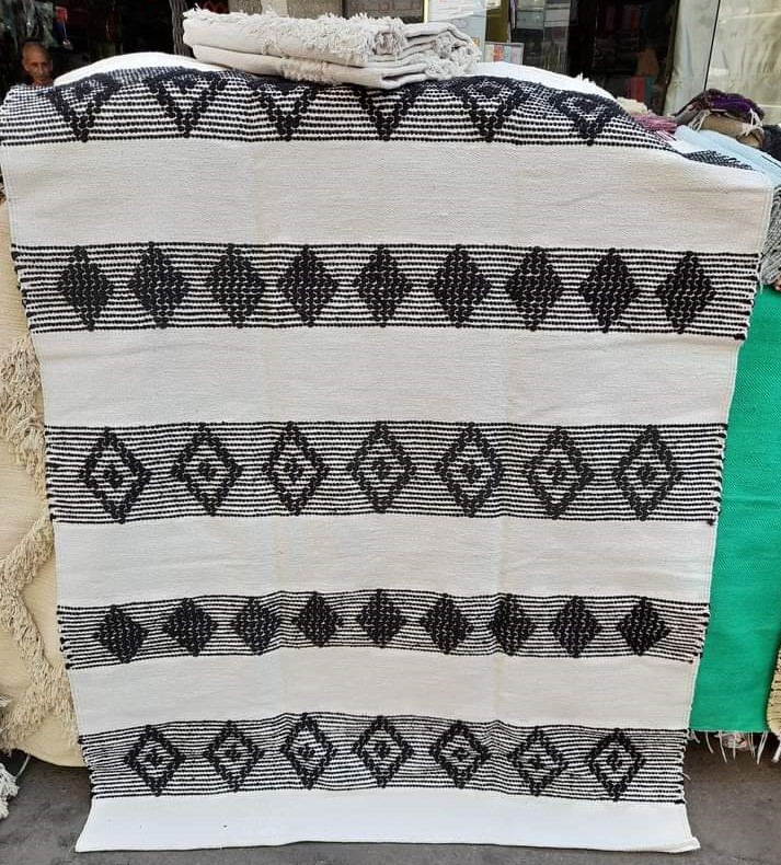 سجادة صوف صناعة يدوية