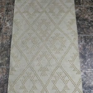 سجادة صوف صناعة يدوية