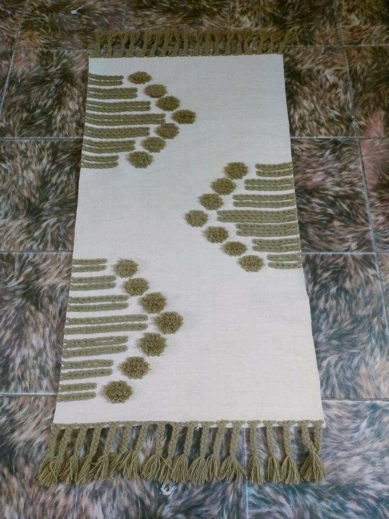 سجادة صوف صناعة يدوية