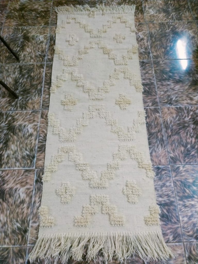 سجادة صوف صناعة يدوية