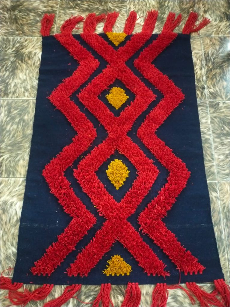 سجادة صوف صناعة يدوية