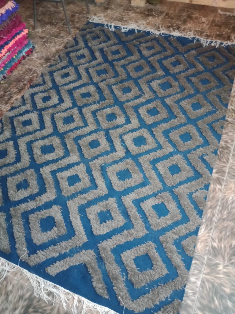 سجادة صوف صناعة يدوية