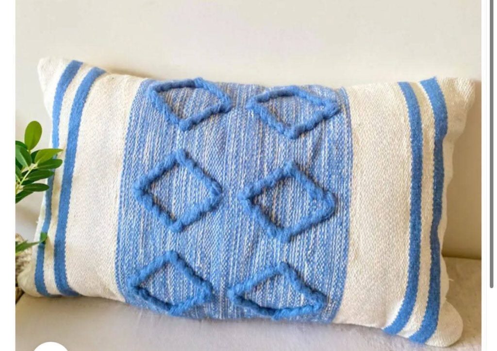 كوشن صوف صناعة يدوية