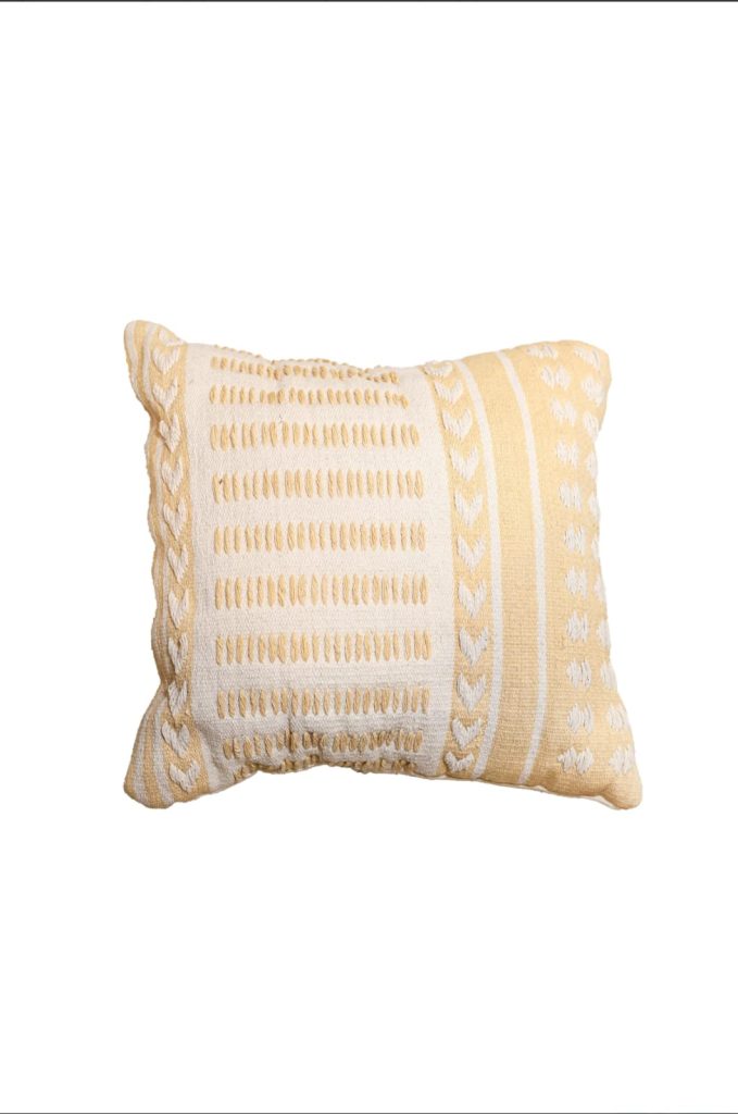 كوشن صوف صناعة يدوية