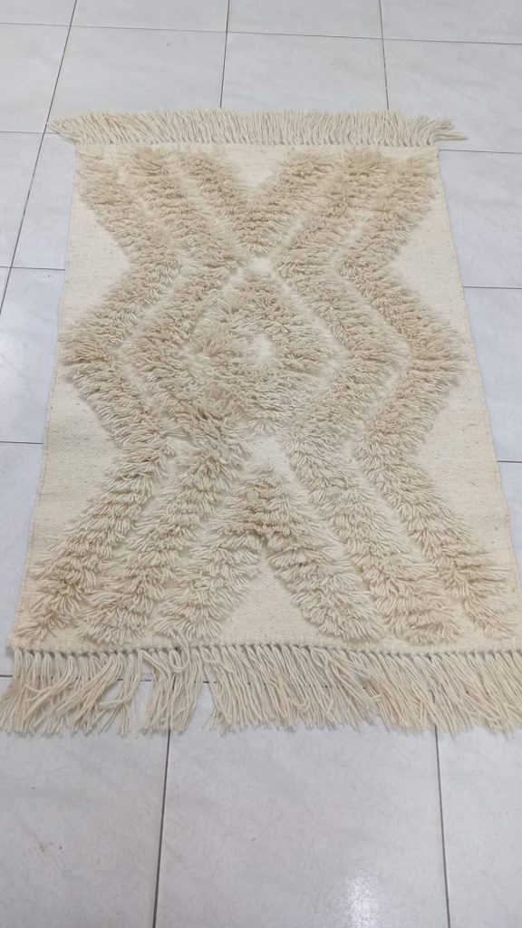سجادة صوف صناعة يدوية