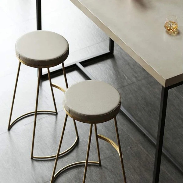 كرسي بار ذهبي