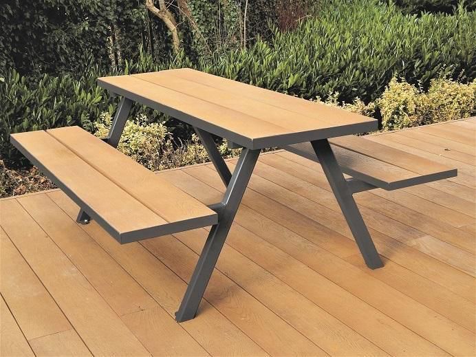 ترابيزة سفرة ستيل