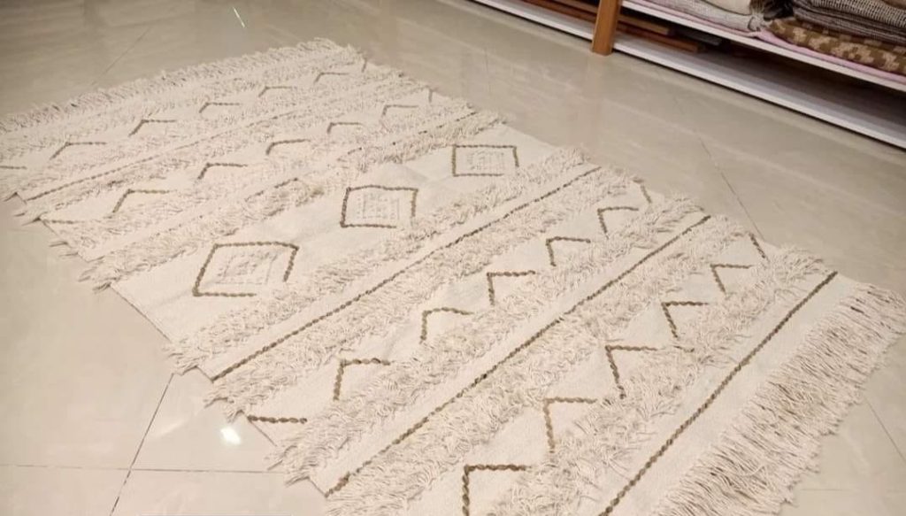 سجادة صوف صناعة يدوية