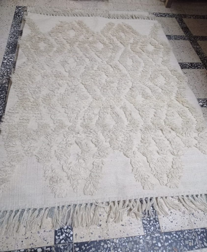 سجادة صوف صناعة يدوية